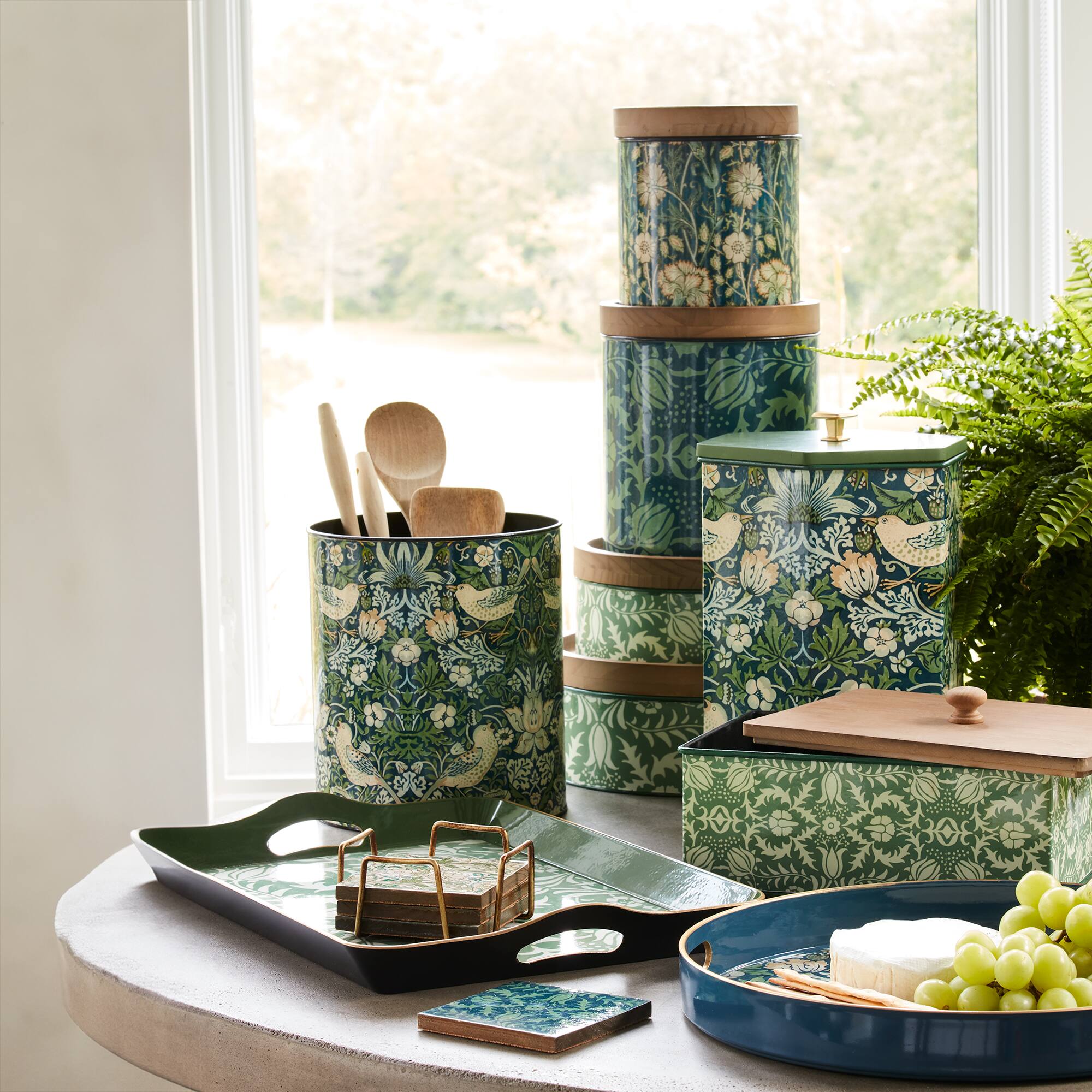 Round William Morris Canister Set